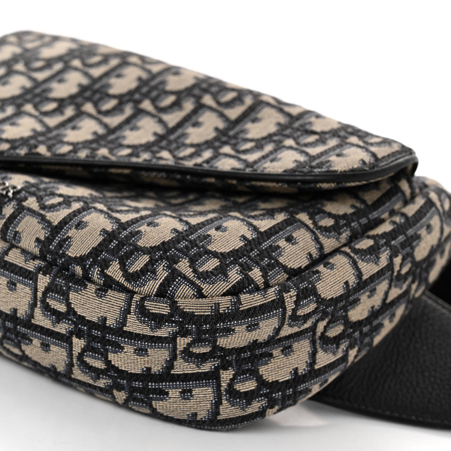 Christian Dior Oblique World Tour Saddle Belt Bag Beige Black 9 of 9
