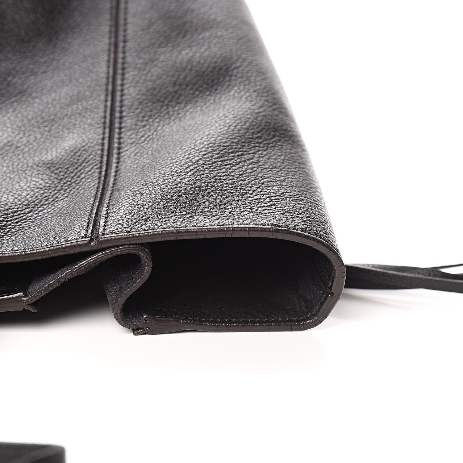 Chloe Smooth Calfskin Medium Milo Shopping Tote Black 7 of 12