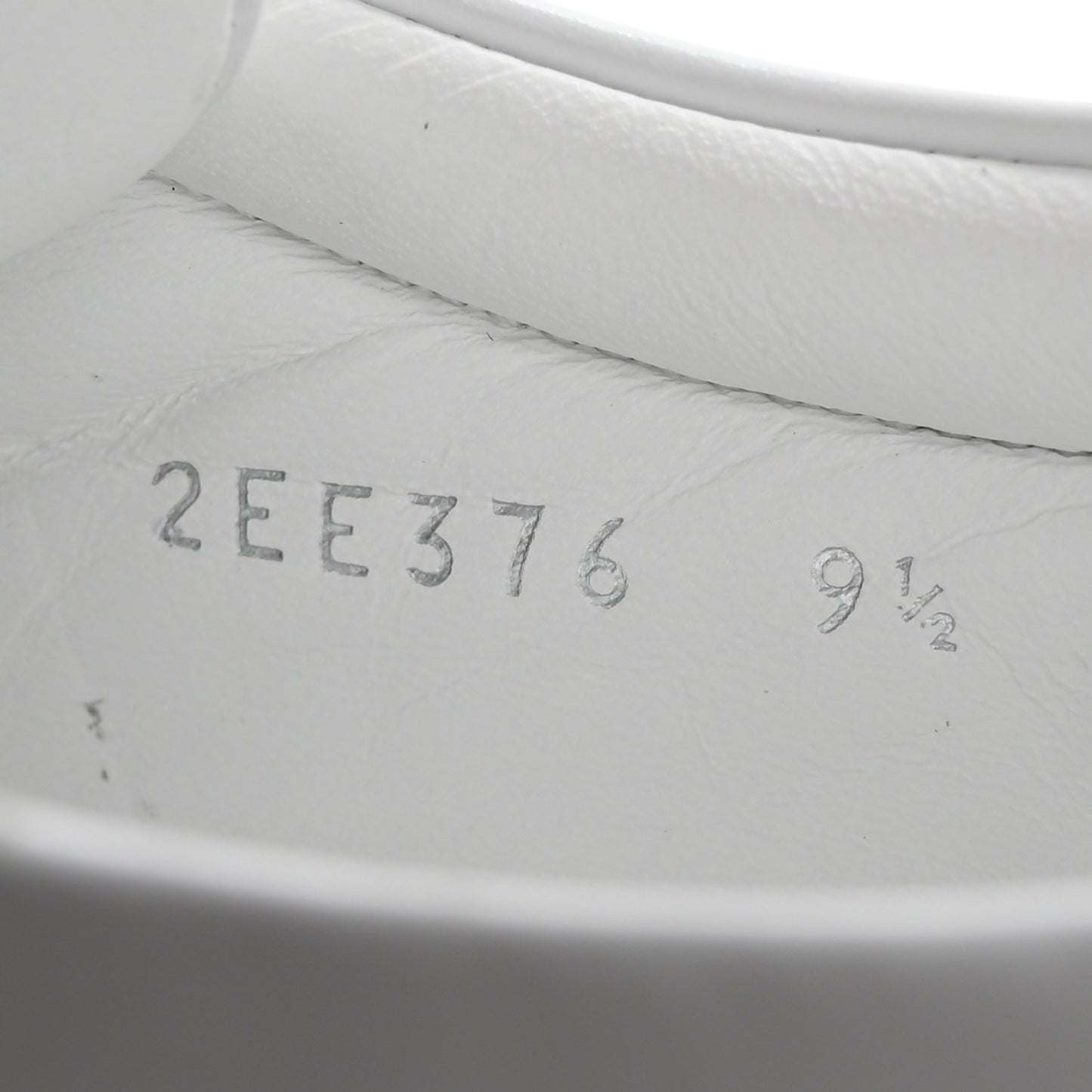 Spazzolato Rois Triangle Logo Mens Low Top  Sneakers 9.5 White Black