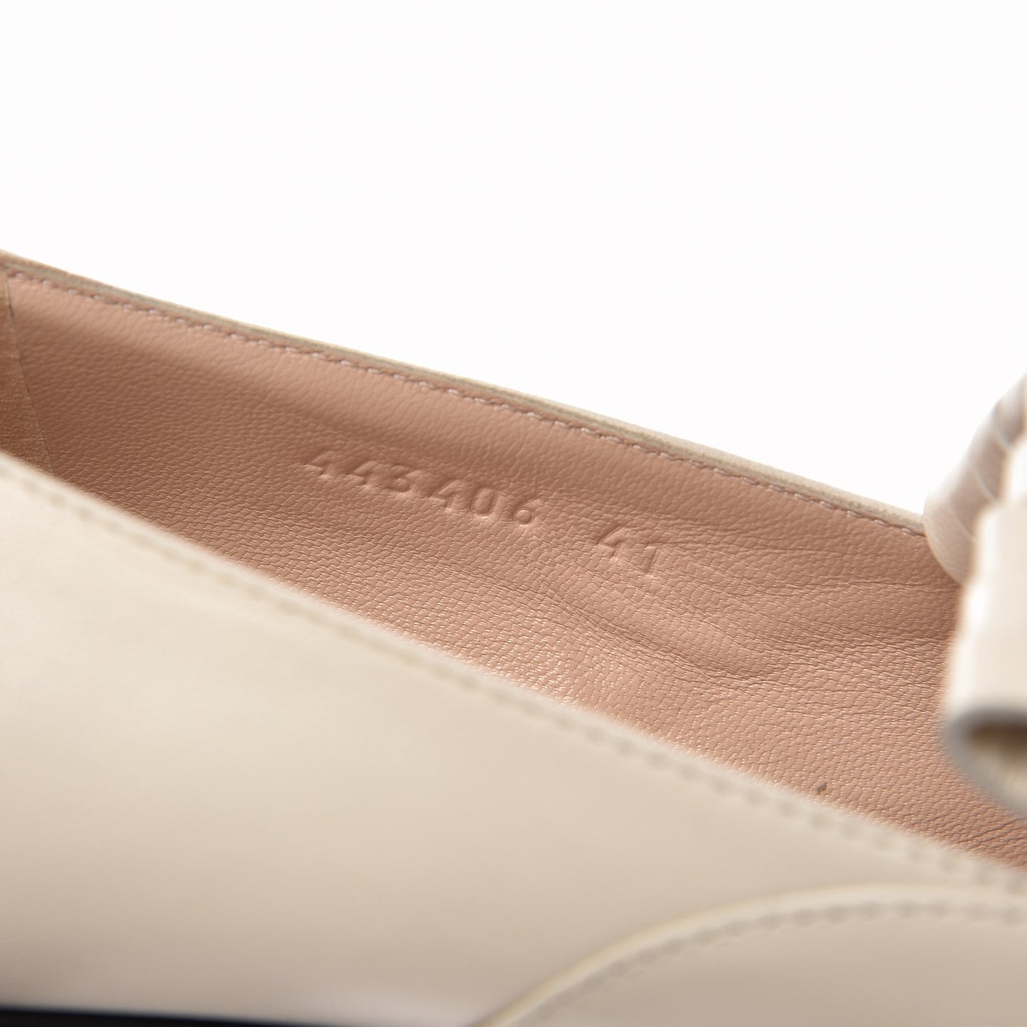 Malaga Kid Polly Kiltie Fringe 55mm Loafer Pumps 41 Mystic White