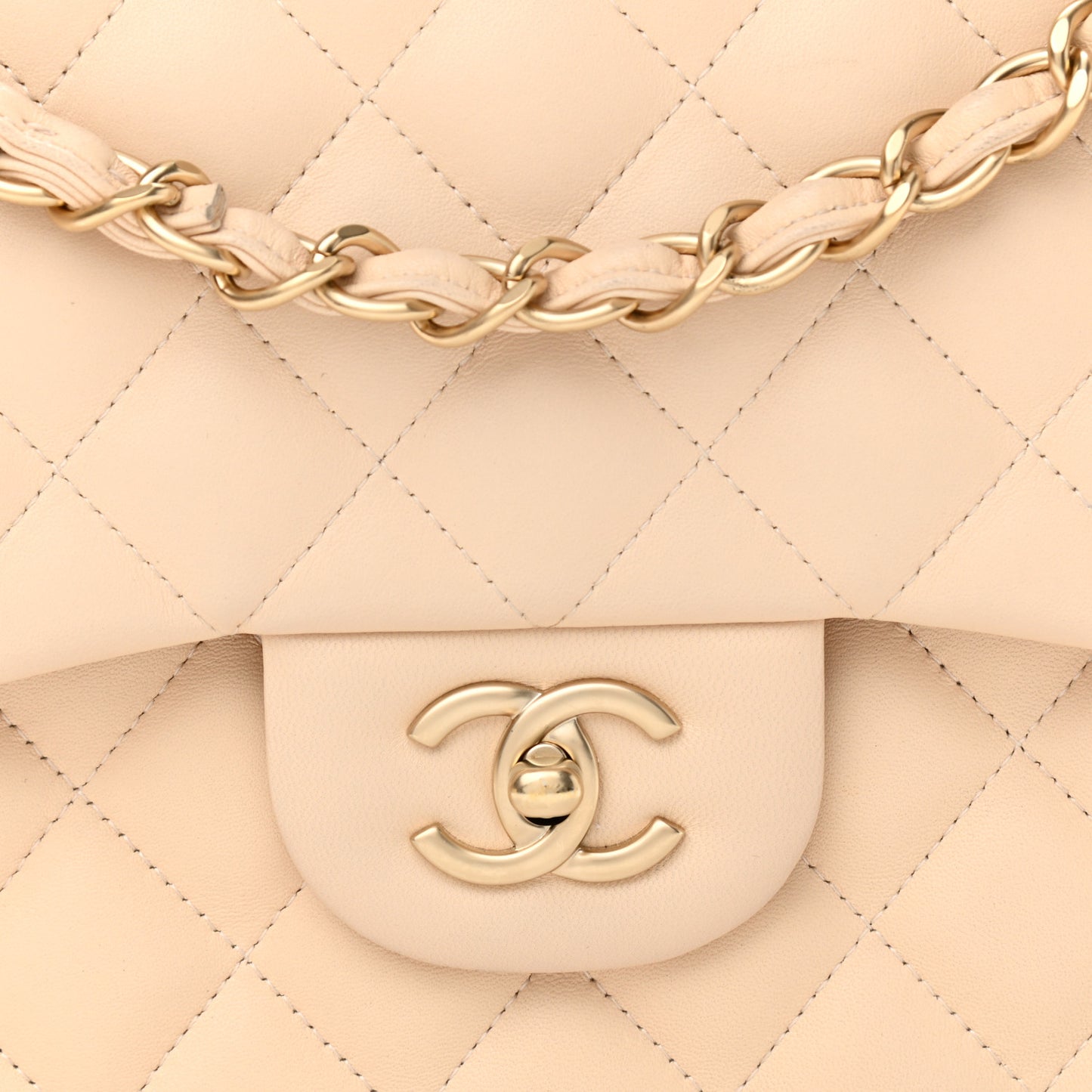 Lambskin Quilted Jumbo Double Flap Beige Clair