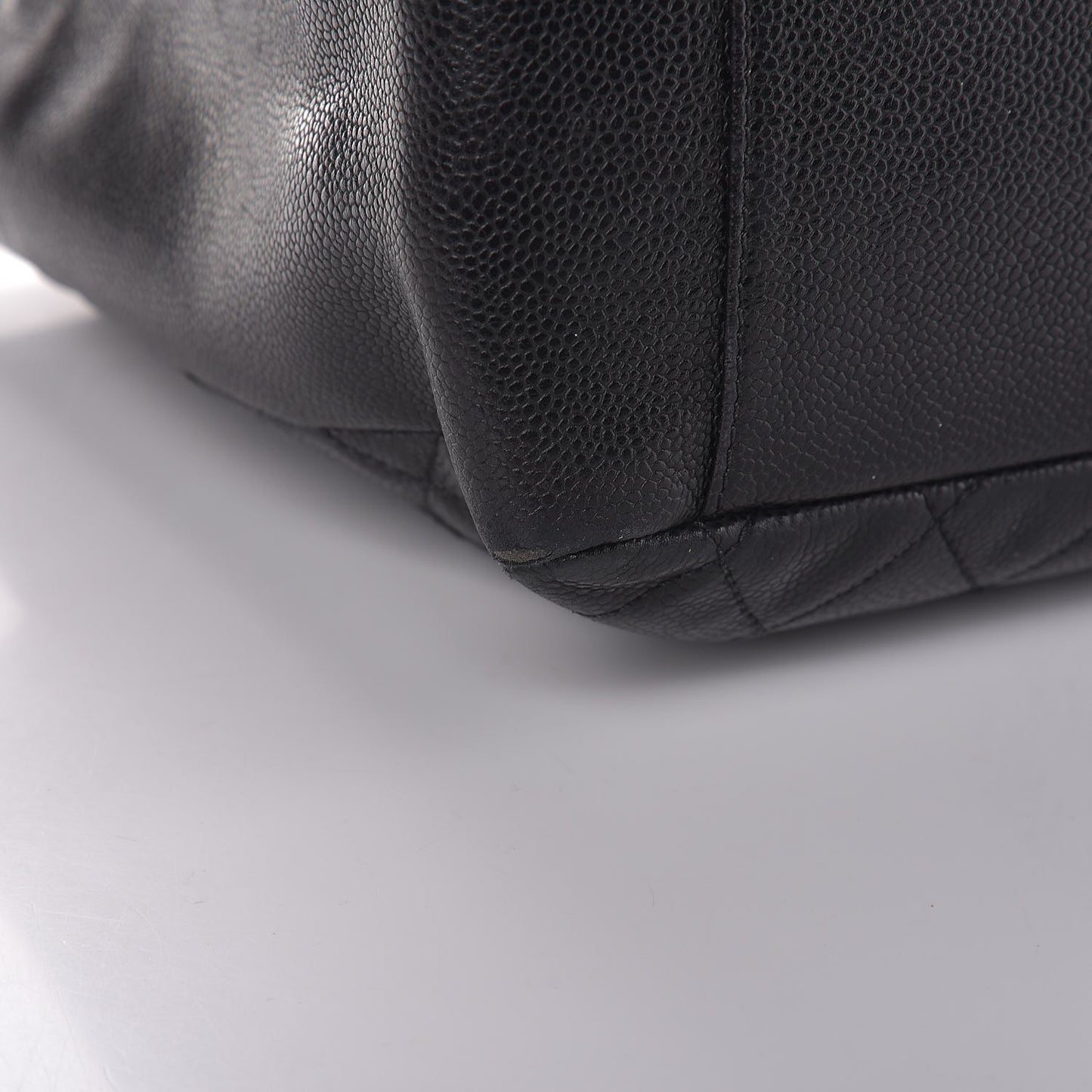 Caviar Quilted Grand Shopping Tote GST Black