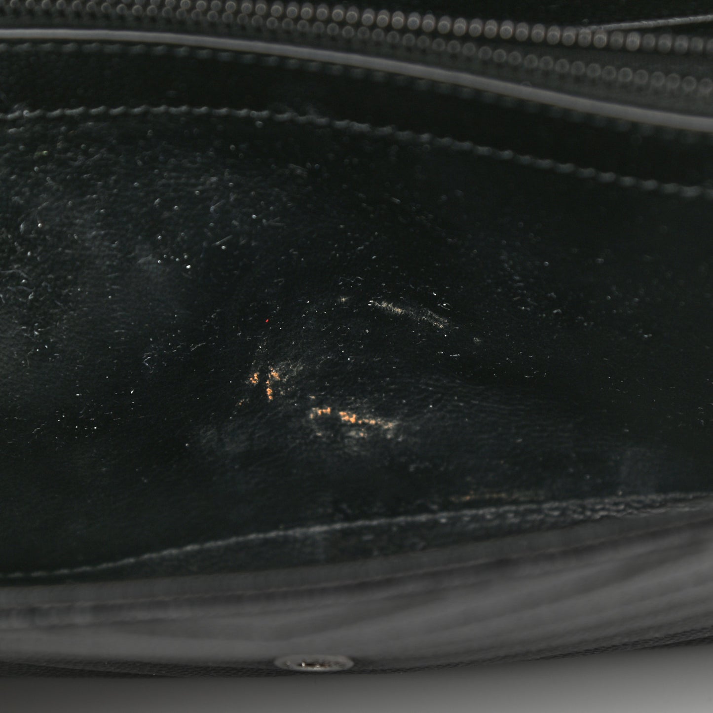 Grain De Poudre Matelasse Chevron Monogram Chain Wallet Black