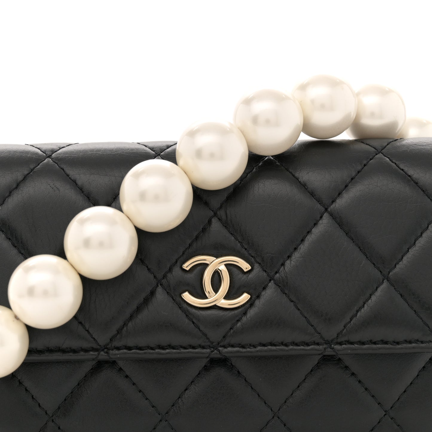 Calfskin Quilted Maxi Pearls Clutch With Chain Black