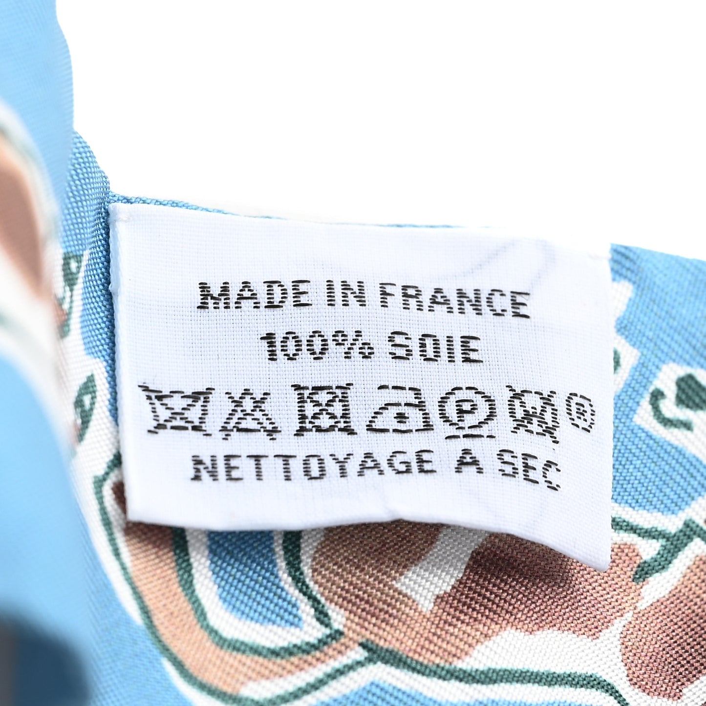 Silk Chevaux En Liberte Twilly Bleu Glacier Beige