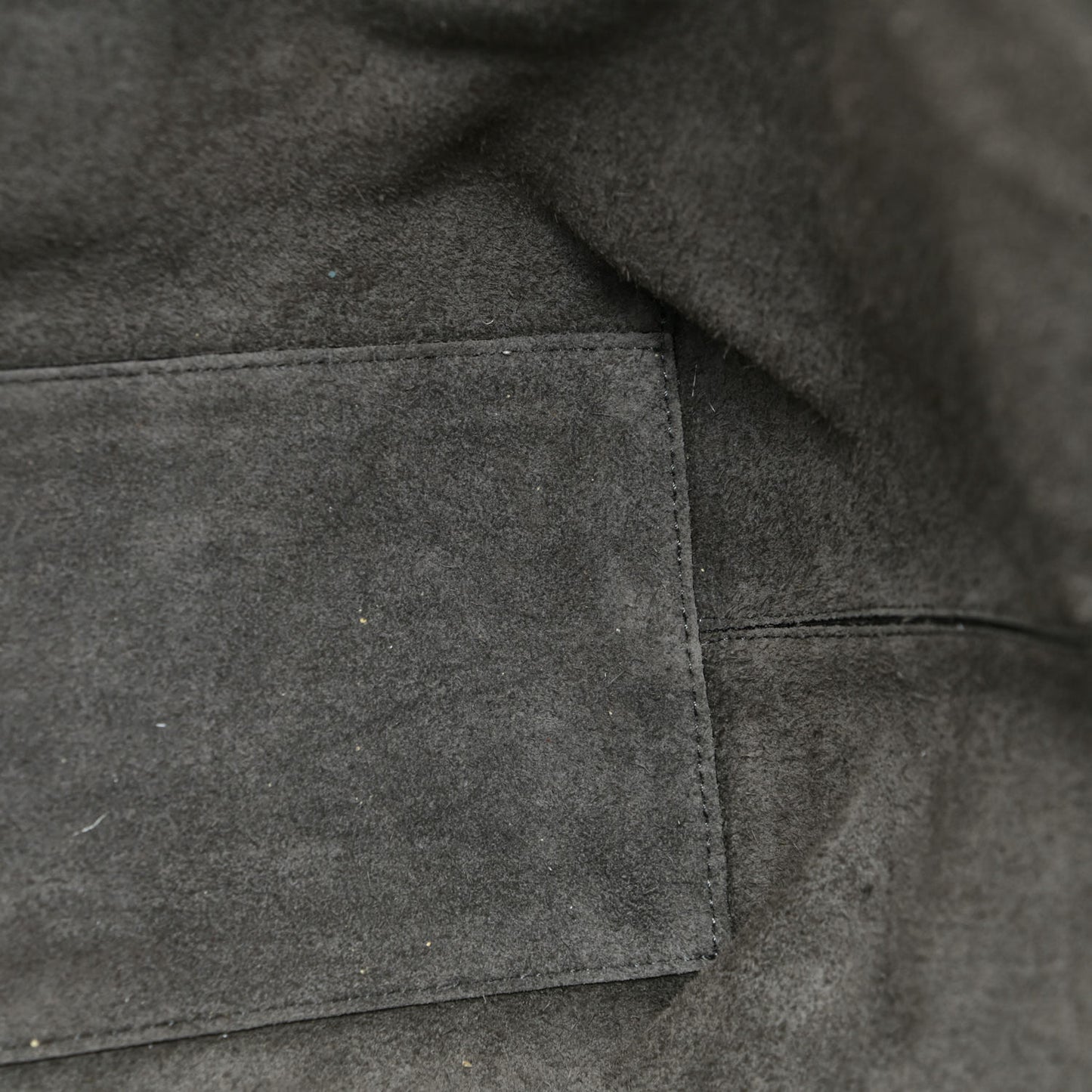 Grained Calfskin Rockstud Shoulder Tote Graphite