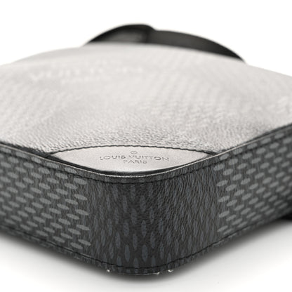Louis Vuitton Damier Graphite 3D Trio Messenger 11 of 12