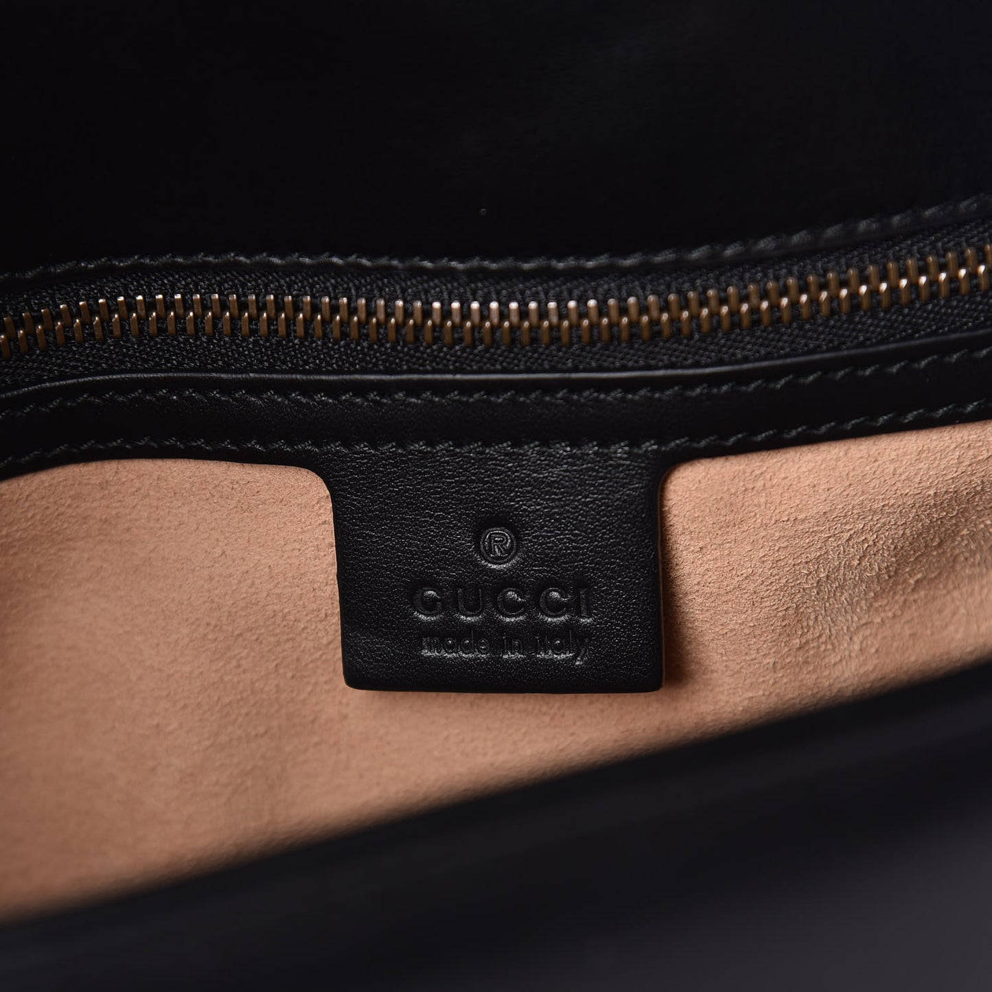 Calfskin Matelasse Medium GG Marmont Shoulder Bag Black