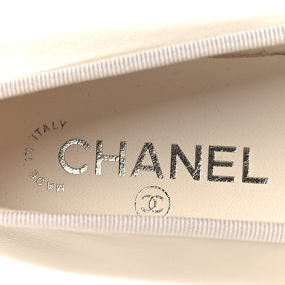 Chanel Lambskin Cap Toe CC Ballerina Flats 36.5 White Black 9 of 9
