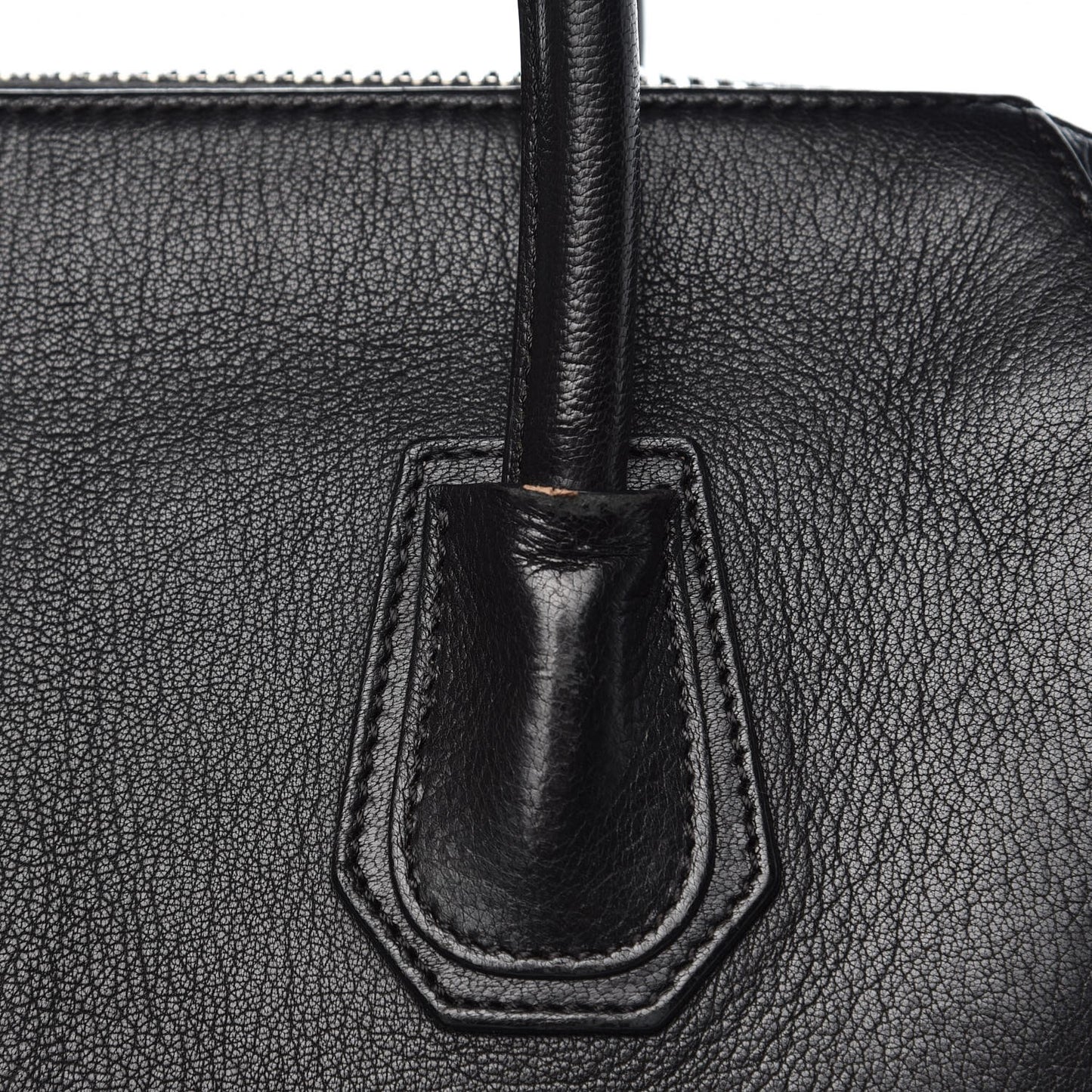 Sugar Goatskin Medium Antigona Black