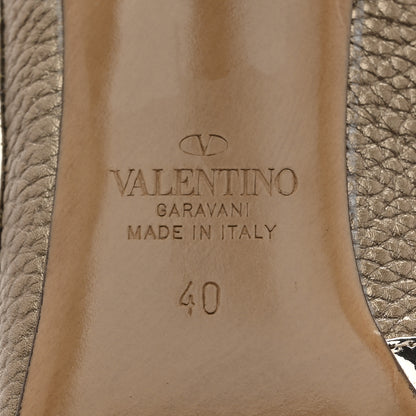 Valentino Garavani Pebbled Calfskin Rockstud Ankle Strap Pumps 40 Skin 7 of 10