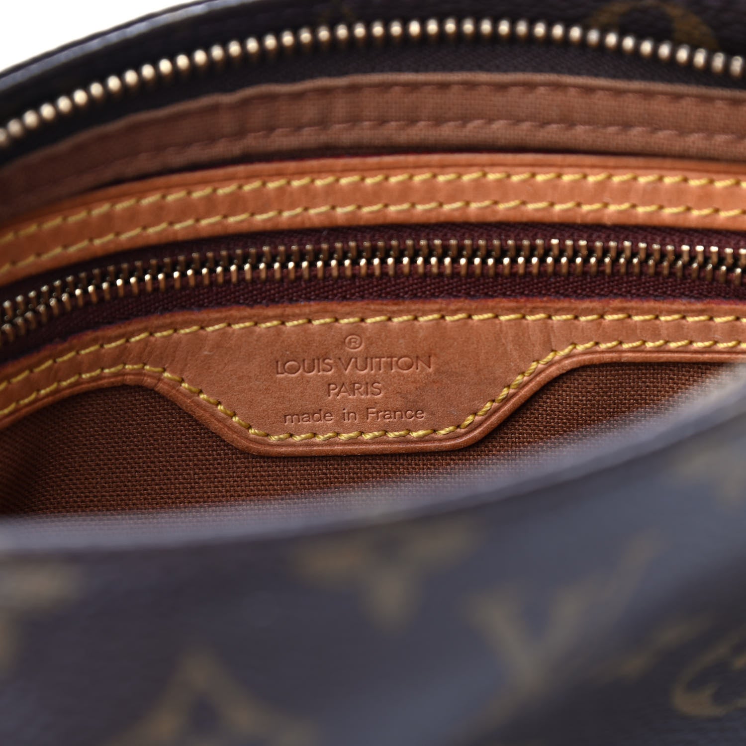 Louis Vuitton Monogram Trotteur 6 of 8
