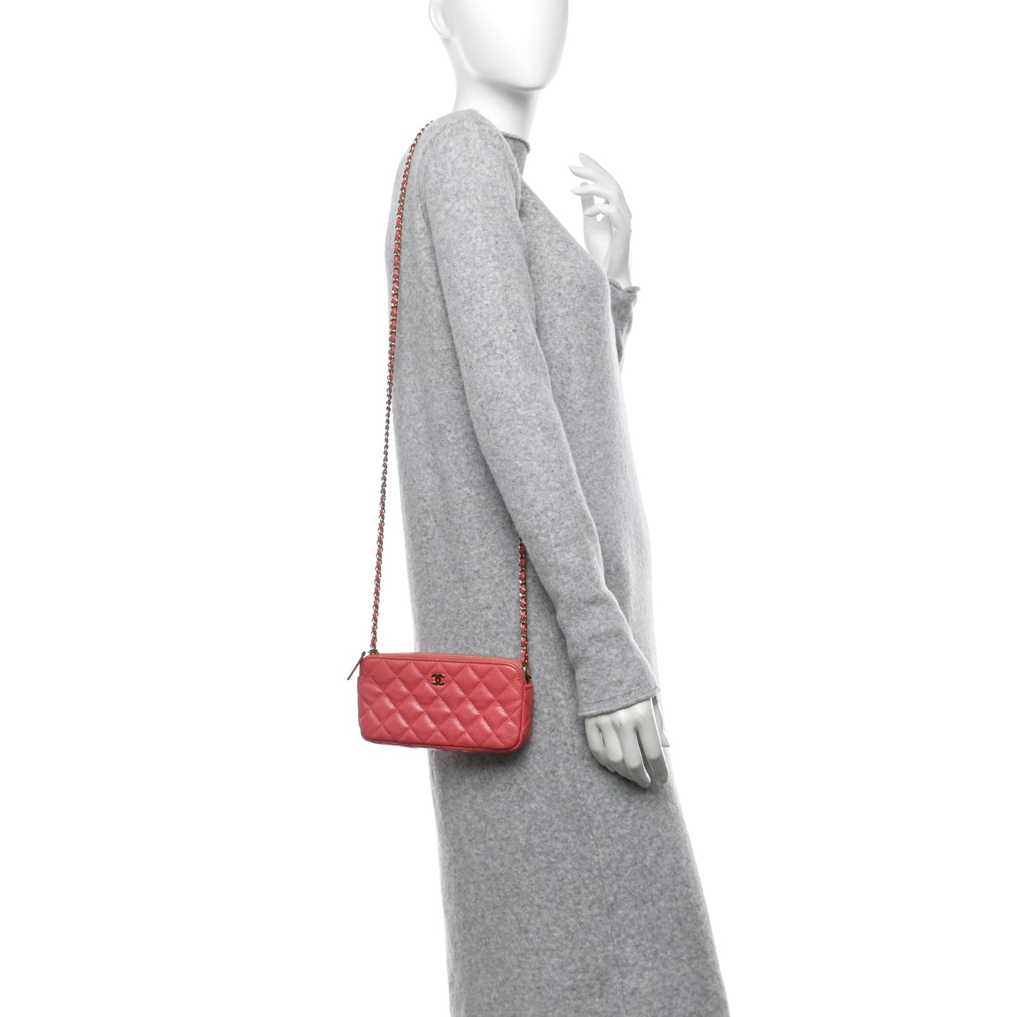 Iridescent Caviar Quilted Small Clutch With Chain Pink