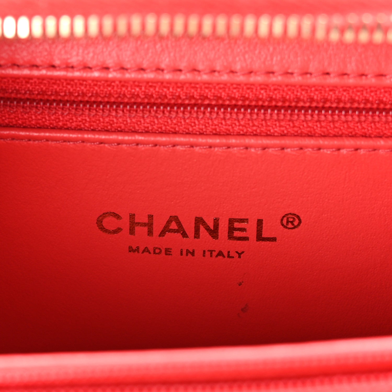 Chanel Caviar Quilted Medium CC Filigree Vanity Case Coral 6 of 9
