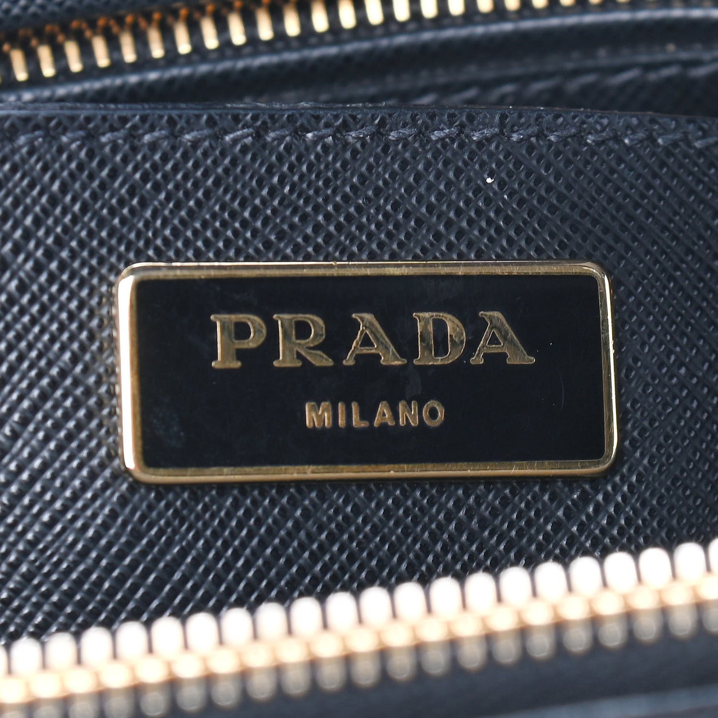 Saffiano Large Galleria Double Zip Tote Black
