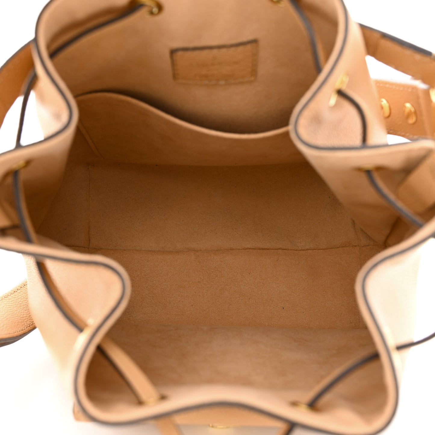 Calfskin Lockme Bucket MM Arizona Beige