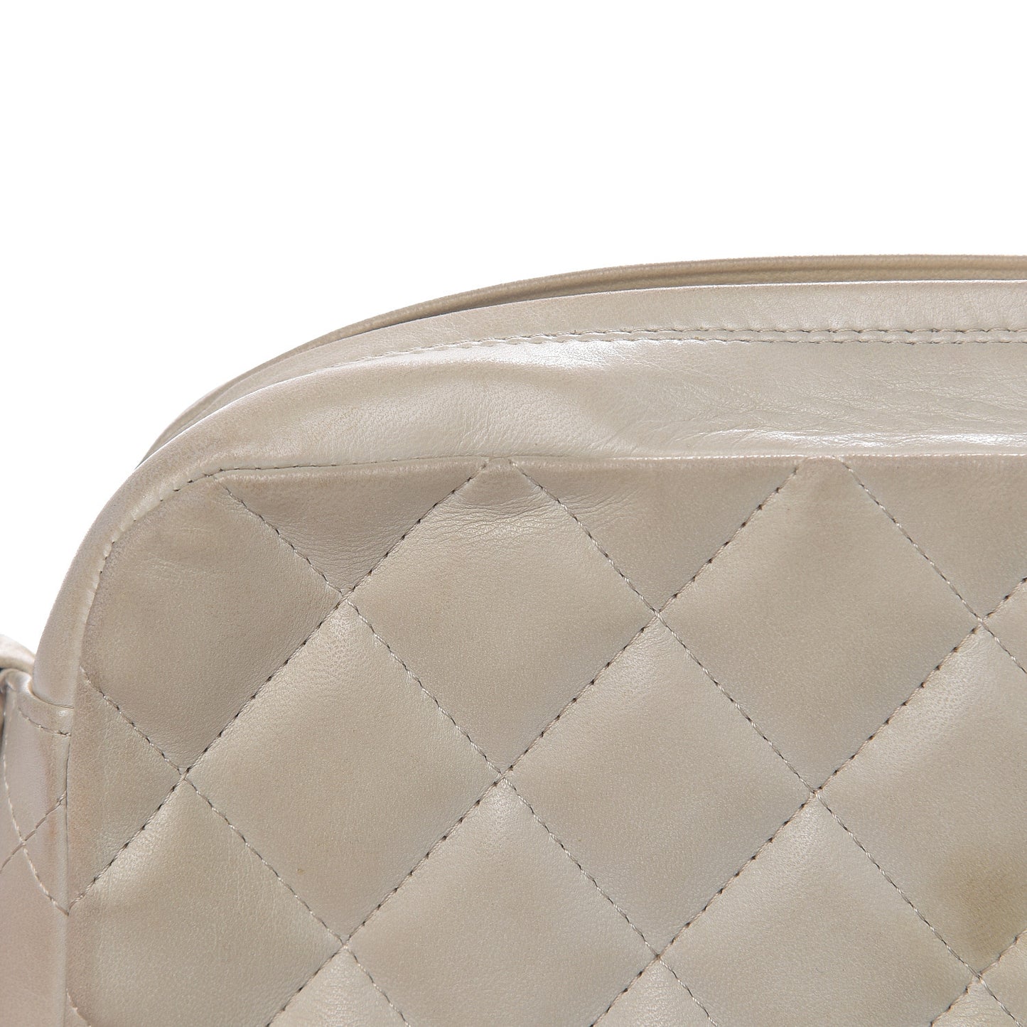 Lambskin Quilted Timeless Camera Case White