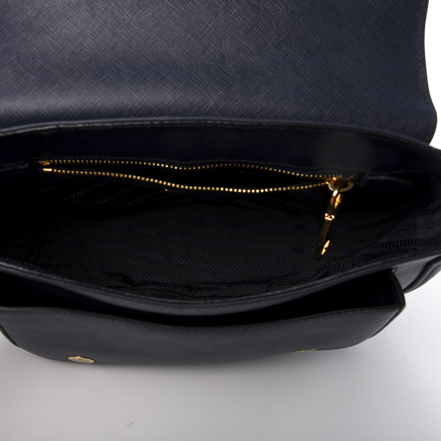 Saffiano Lux Messenger Bag Baltico