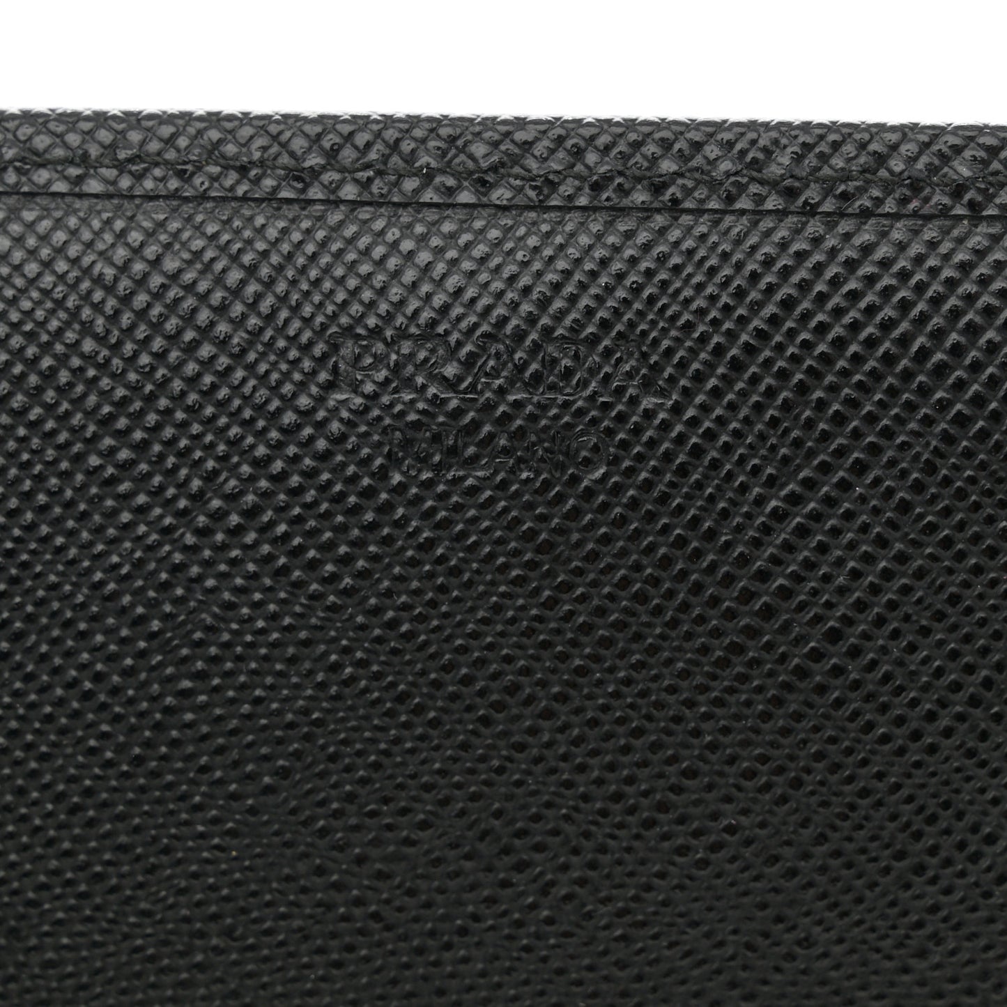 Saffiano Metal Oro Chain Wallet Black