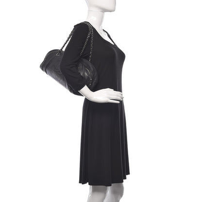 Chanel Smooth Calfskin Medium Luxe Ligne Bowler Black 2 of 14