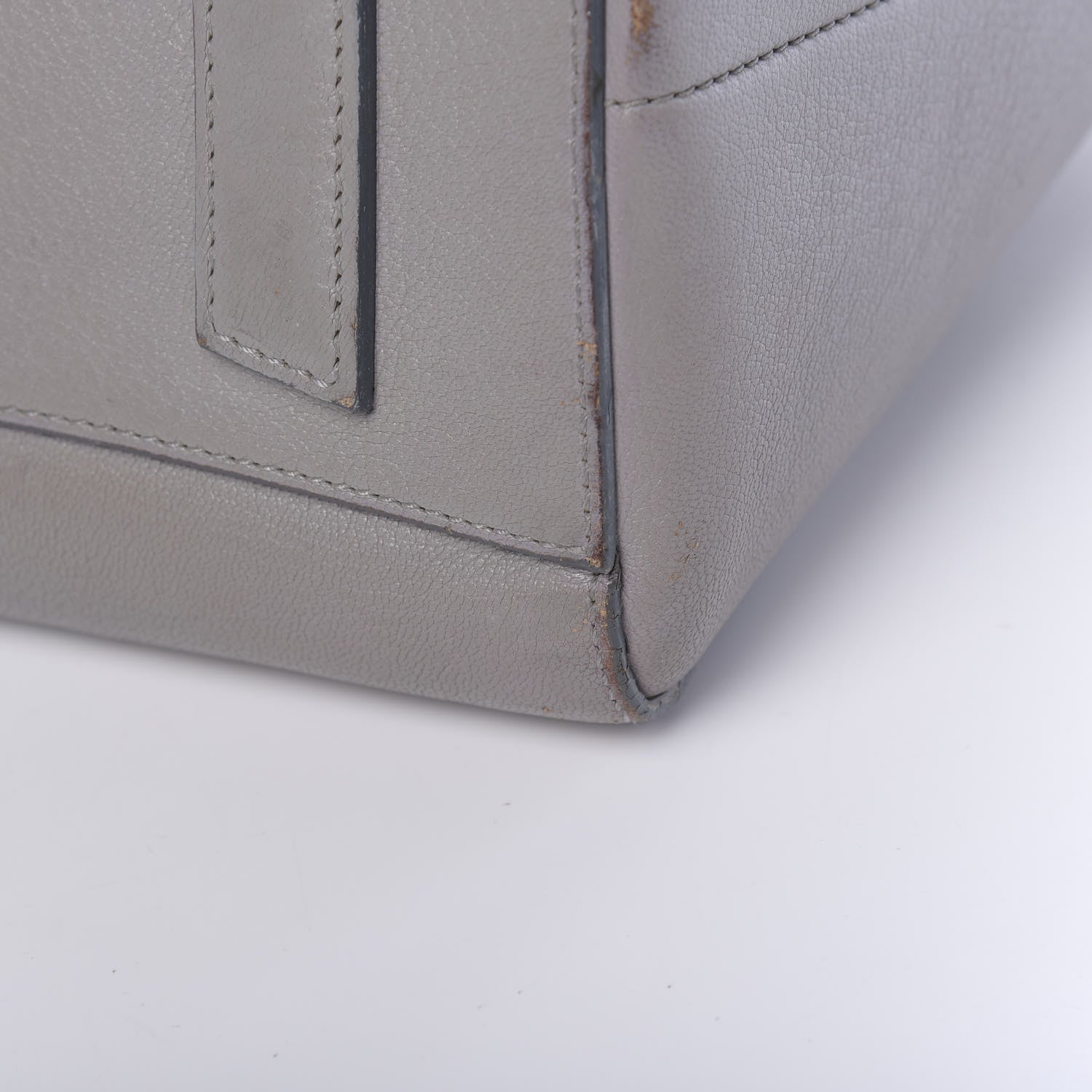 Givenchy Sugar Goatskin Medium Antigona Pearl Grey 30 of 32
