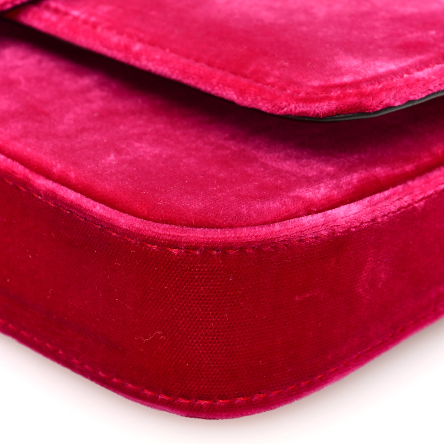 Velvet Crystal Cheri Wallet on Chain Pink
