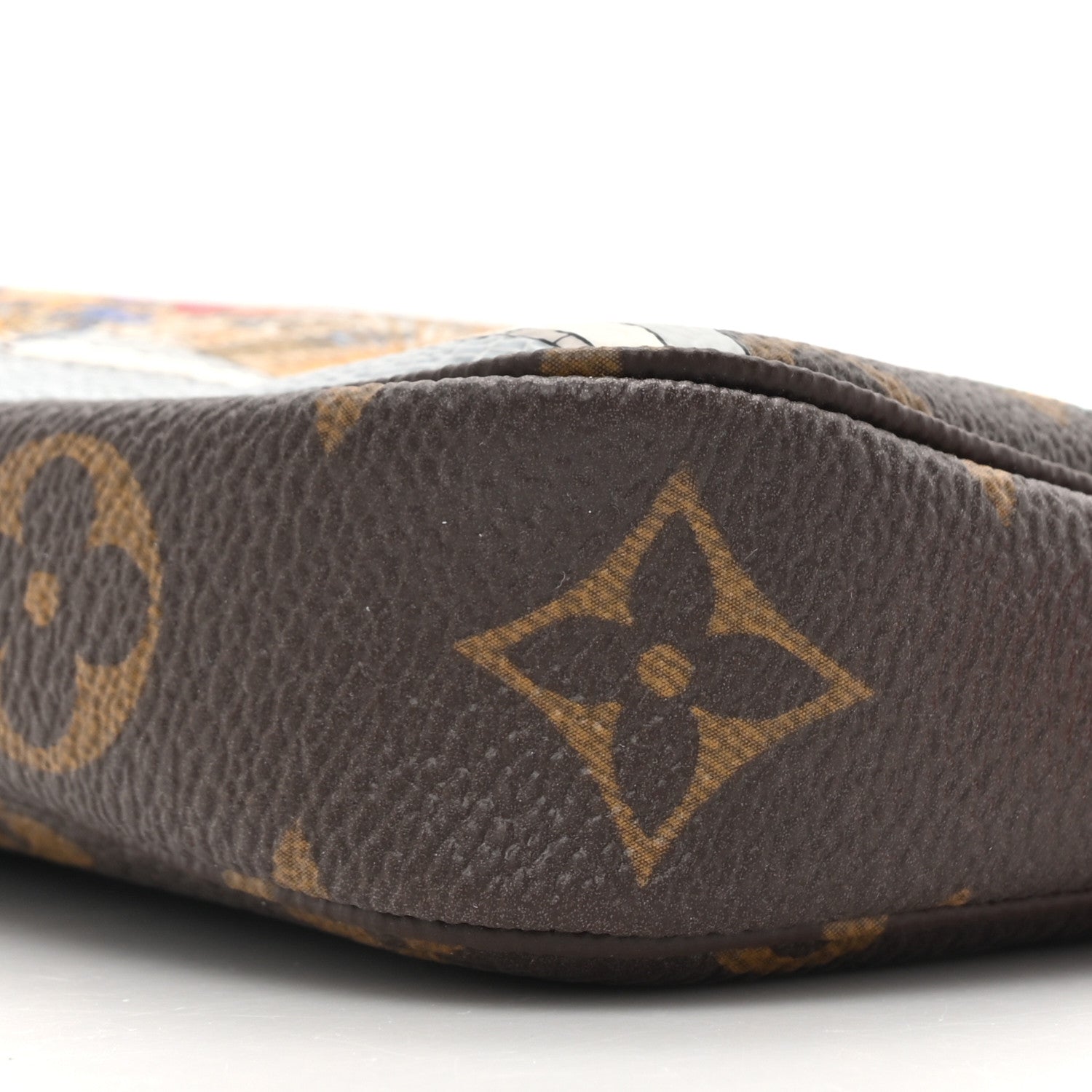 Louis Vuitton Monogram 2022 Christmas Animation Paris Mini Pochette Accessories Pink 8 of 10