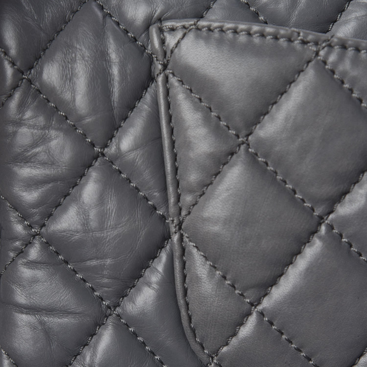 Chanel Aged Calfskin Medium Reissue Camera Case Grey 12 of 13