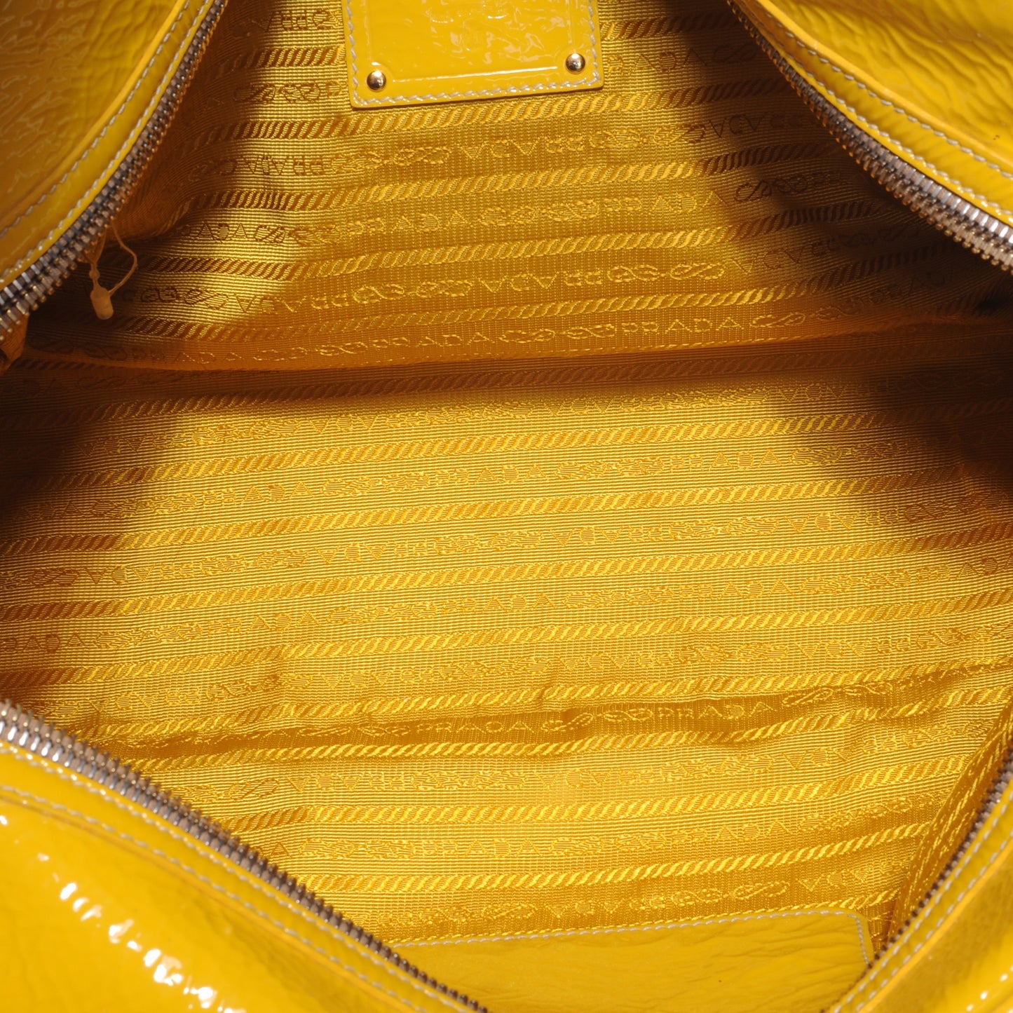 Vernice Zippers Shoulder Bag Soleil