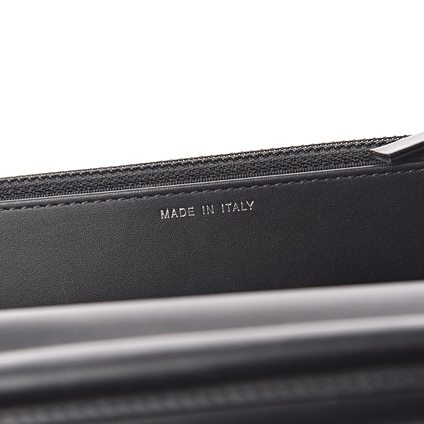 Patent Quilted Wallet On Chain WOC Black
