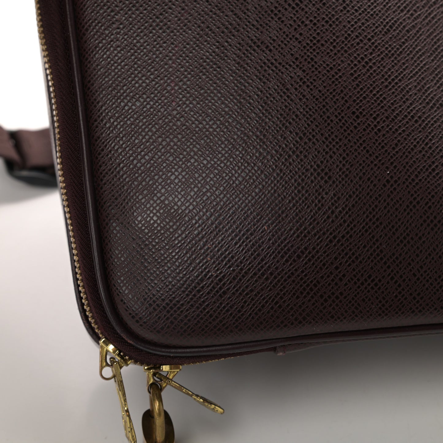 Taiga Odessa Laptop Bag Acajou