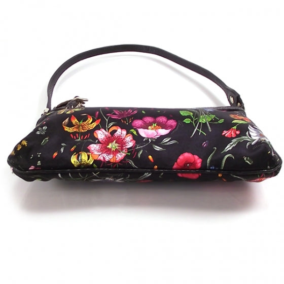 Silk Flower Garden Bumble Bee Charm Pochette Black