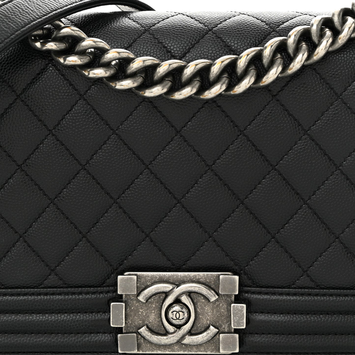 Caviar Quilted Medium Boy Flap Black