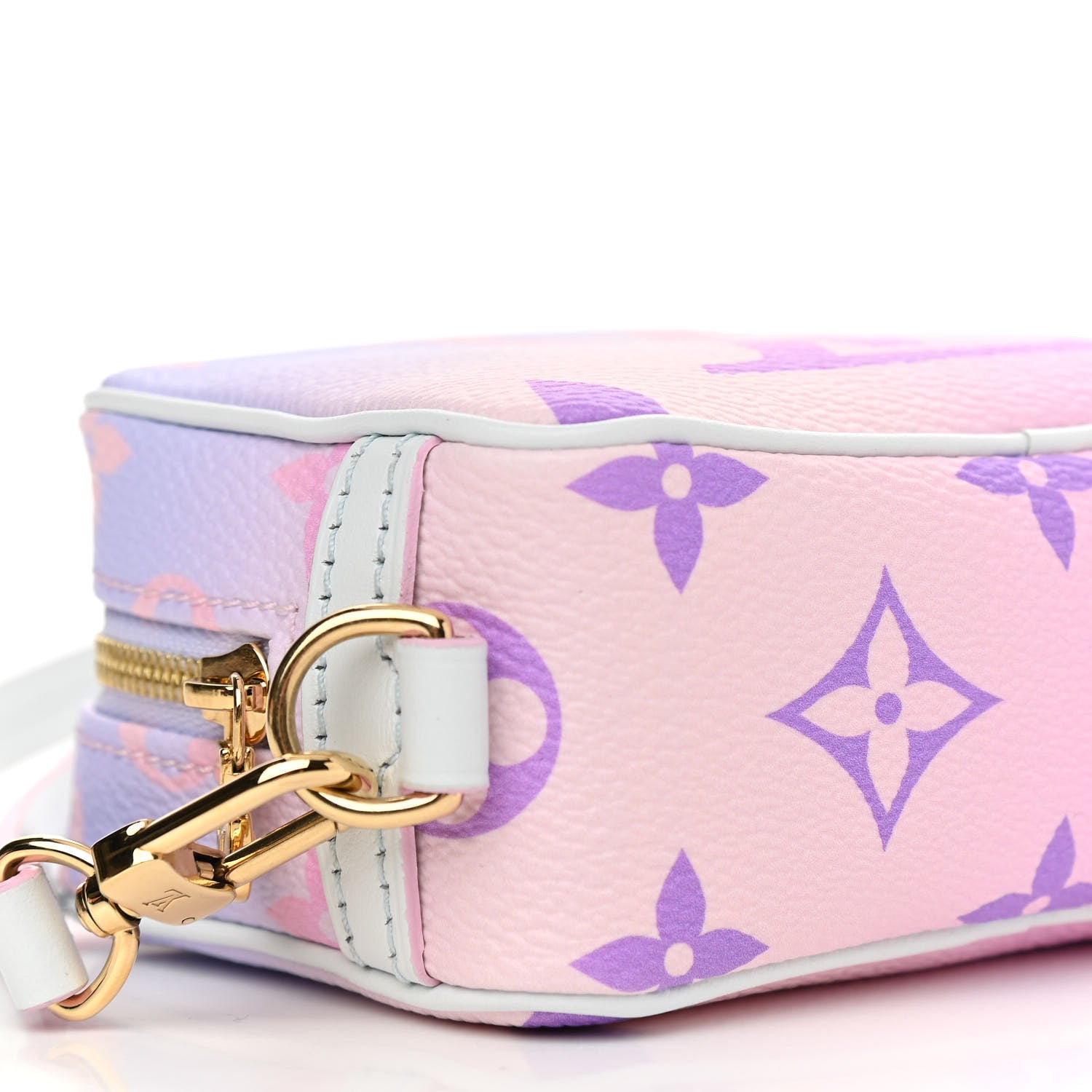 Louis Vuitton Monogram Giant Spring In The City Wapity Case Sunrise Pastel 7 of 11