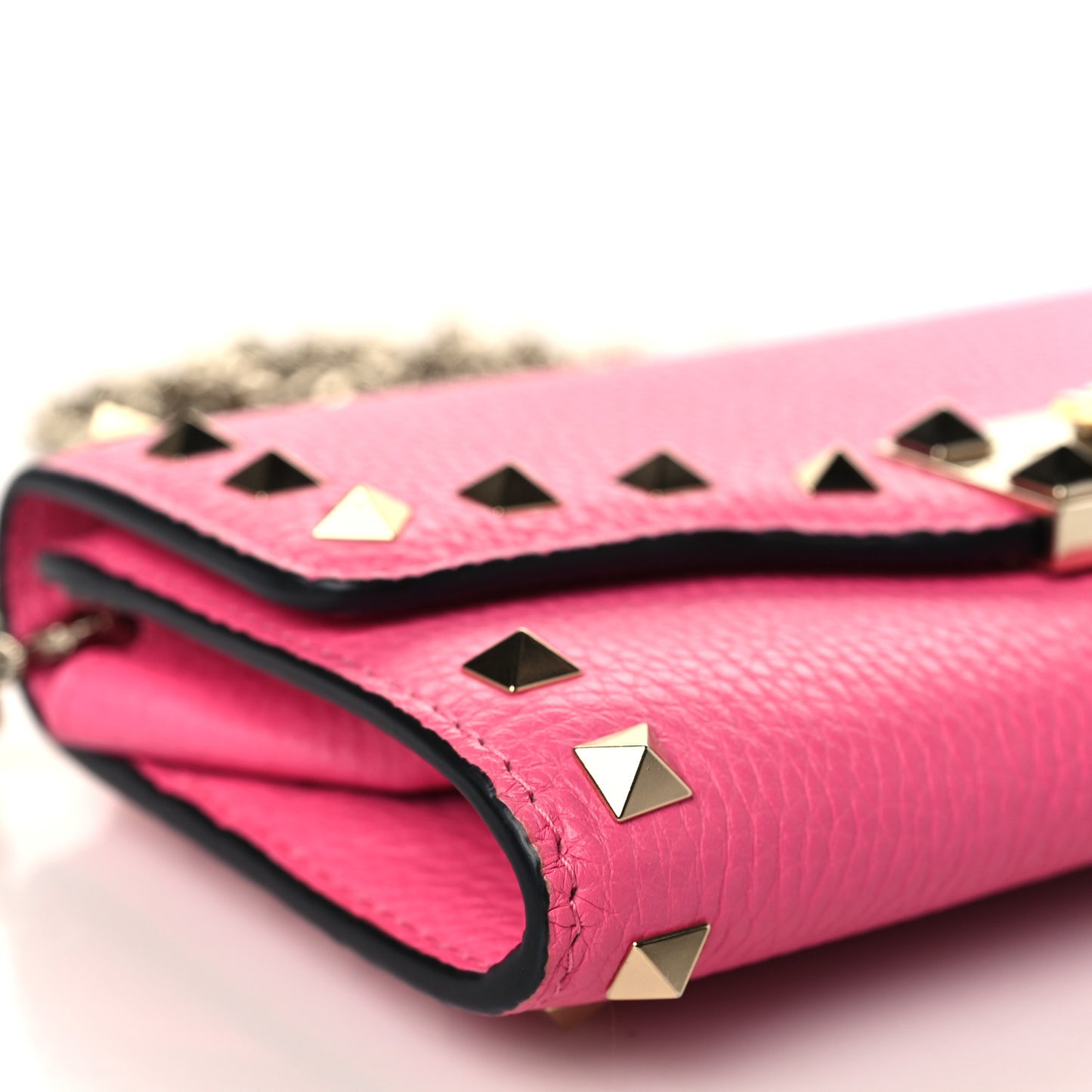 Pebbled Calfskin Rockstud Flip Lock Wallet On Chain Feminine Pink