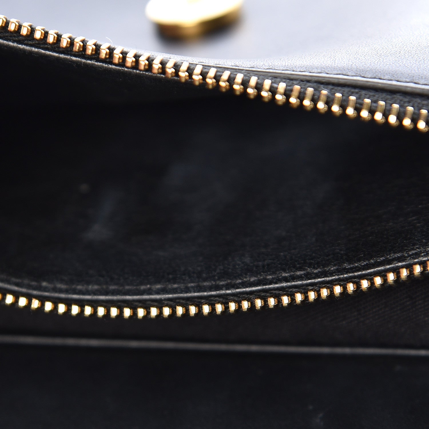 Saint Laurent Smooth Calfskin Classic Monogram Kate Tassel Chain Wallet Black 14 of 16