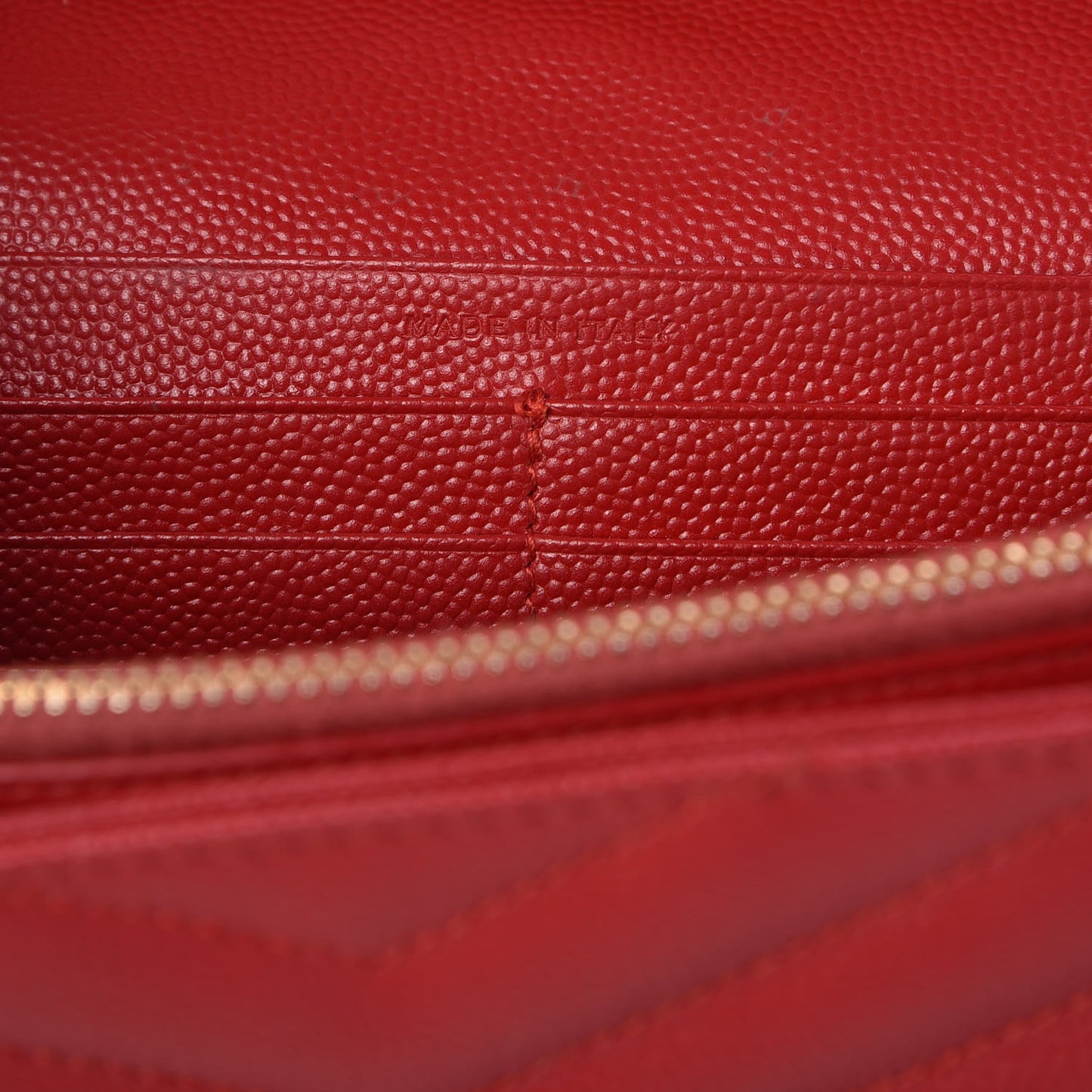 Grain De Poudre Matelasse Chevron Monogram Chain Wallet Red
