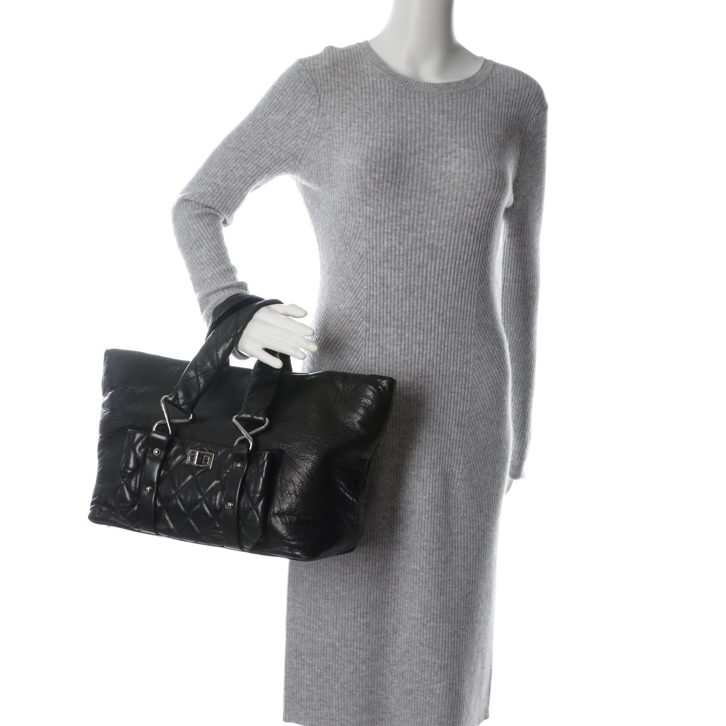 Lambskin Quilted 8 Knots Tote Black