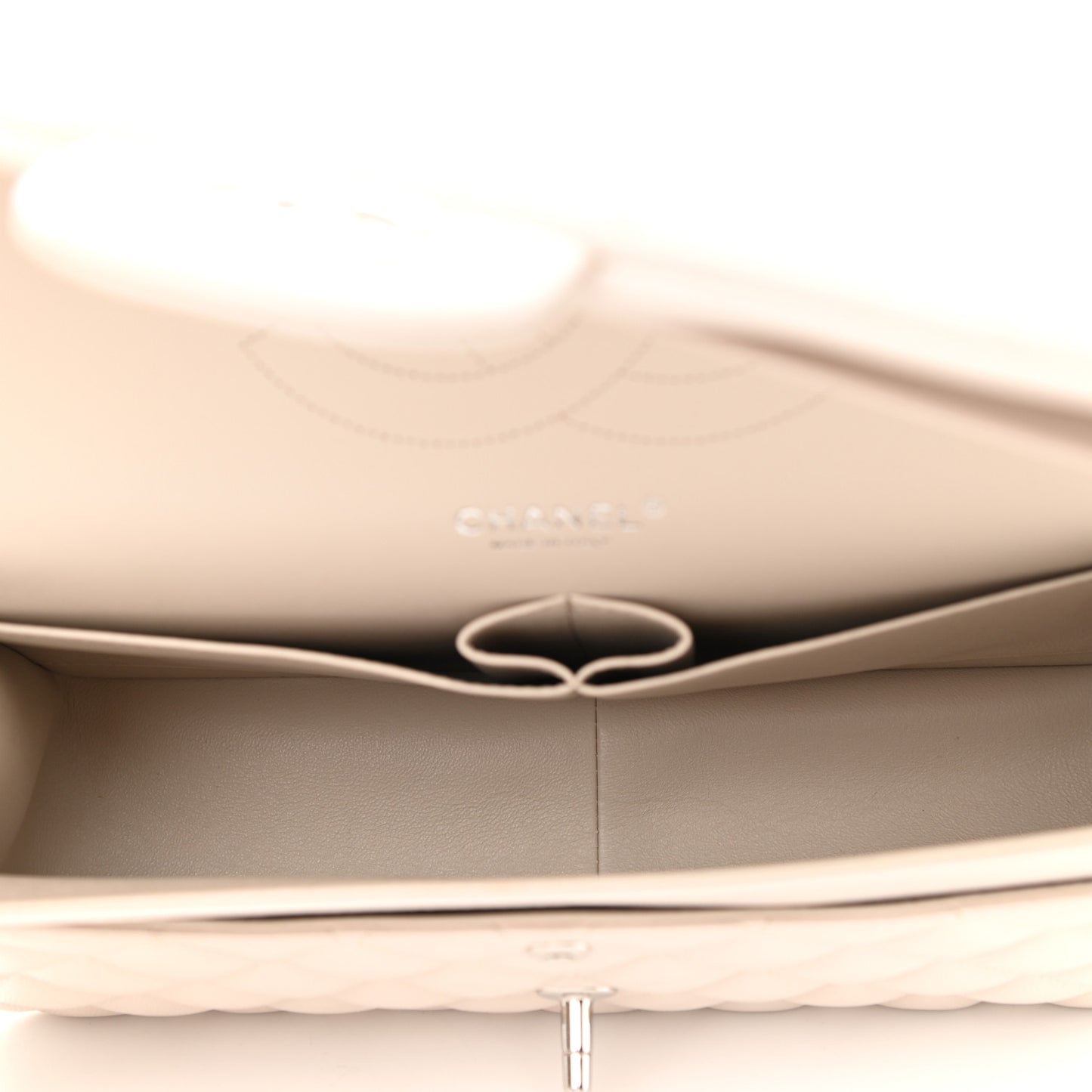 Caviar Quilted Jumbo Double Flap Ivory