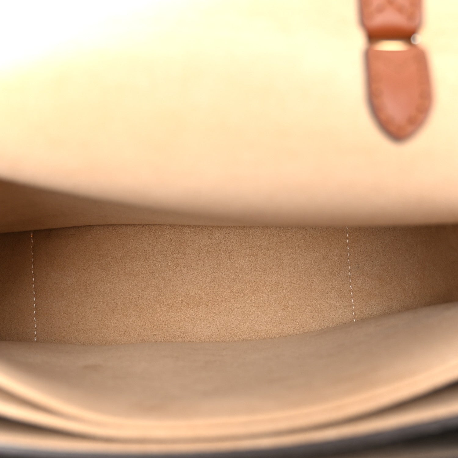 Louis Vuitton Monogram Vaugirard Creme 5 of 9