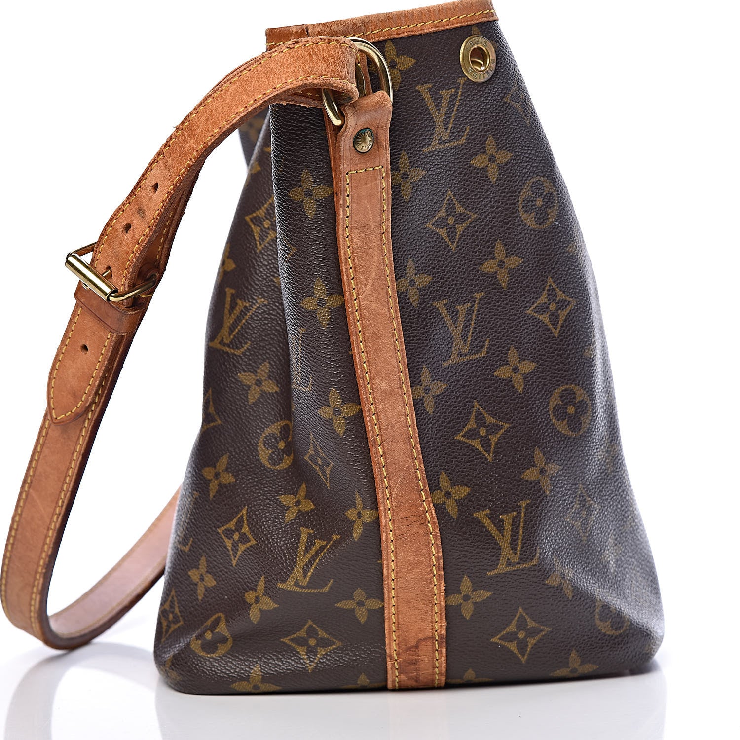 Louis Vuitton Monogram Petit Noe 22 of 25