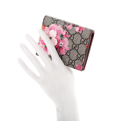 Gucci GG Supreme Monogram Blooms Card Case Beige Multicolor Dry Rose 2 of 7