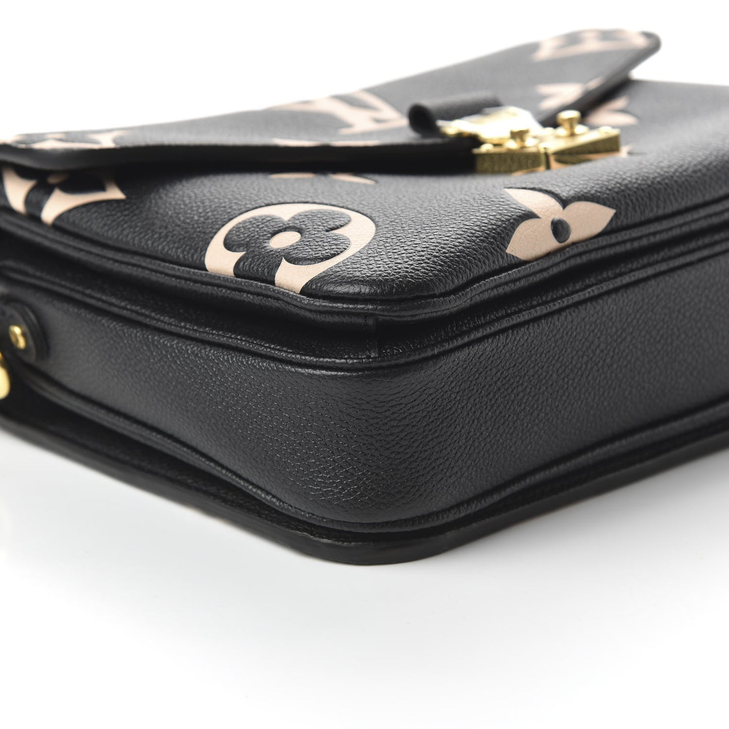 Empreinte Monogram Giant Pochette Metis Black Beige