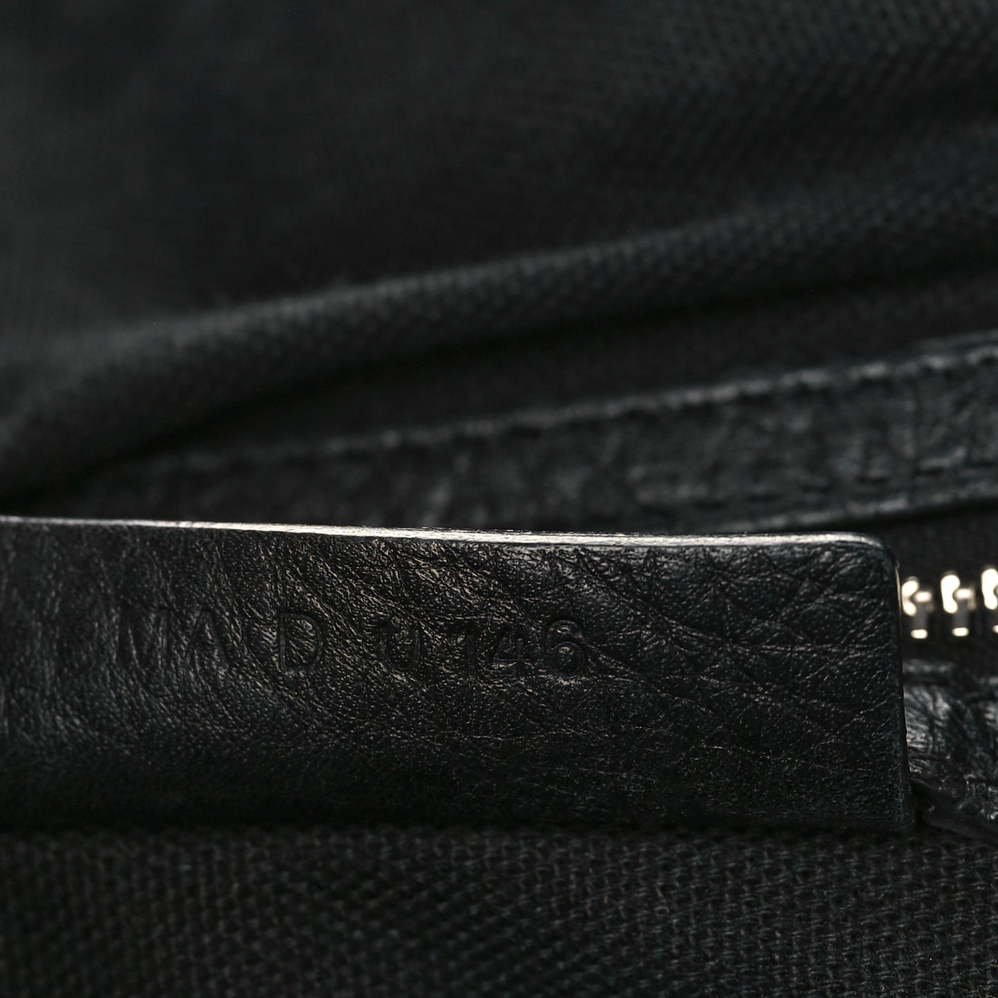 Lambskin Medium Nightingale Black