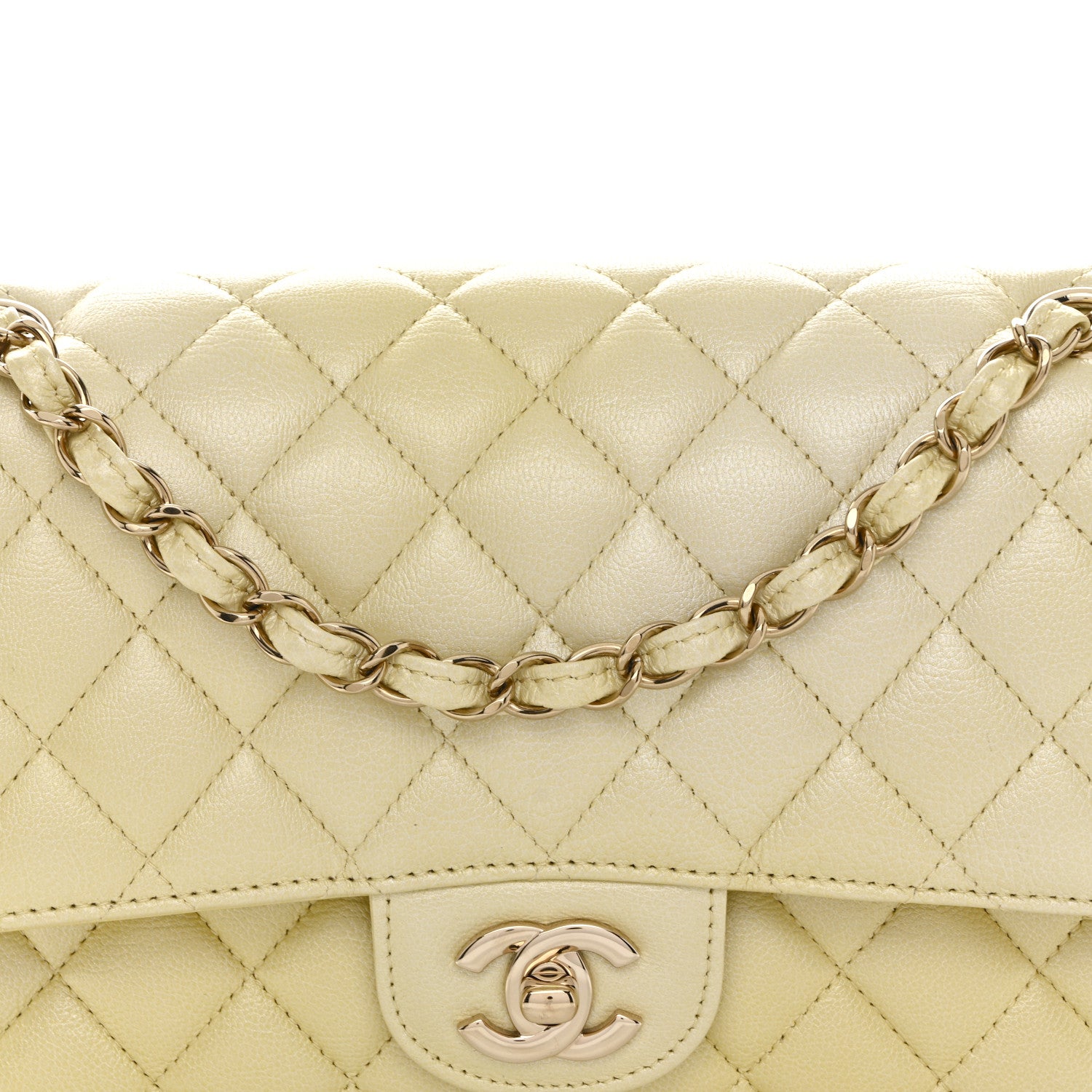 Chanel Cloudy Pearly Goatskin Quilted Medium Double Flap Light