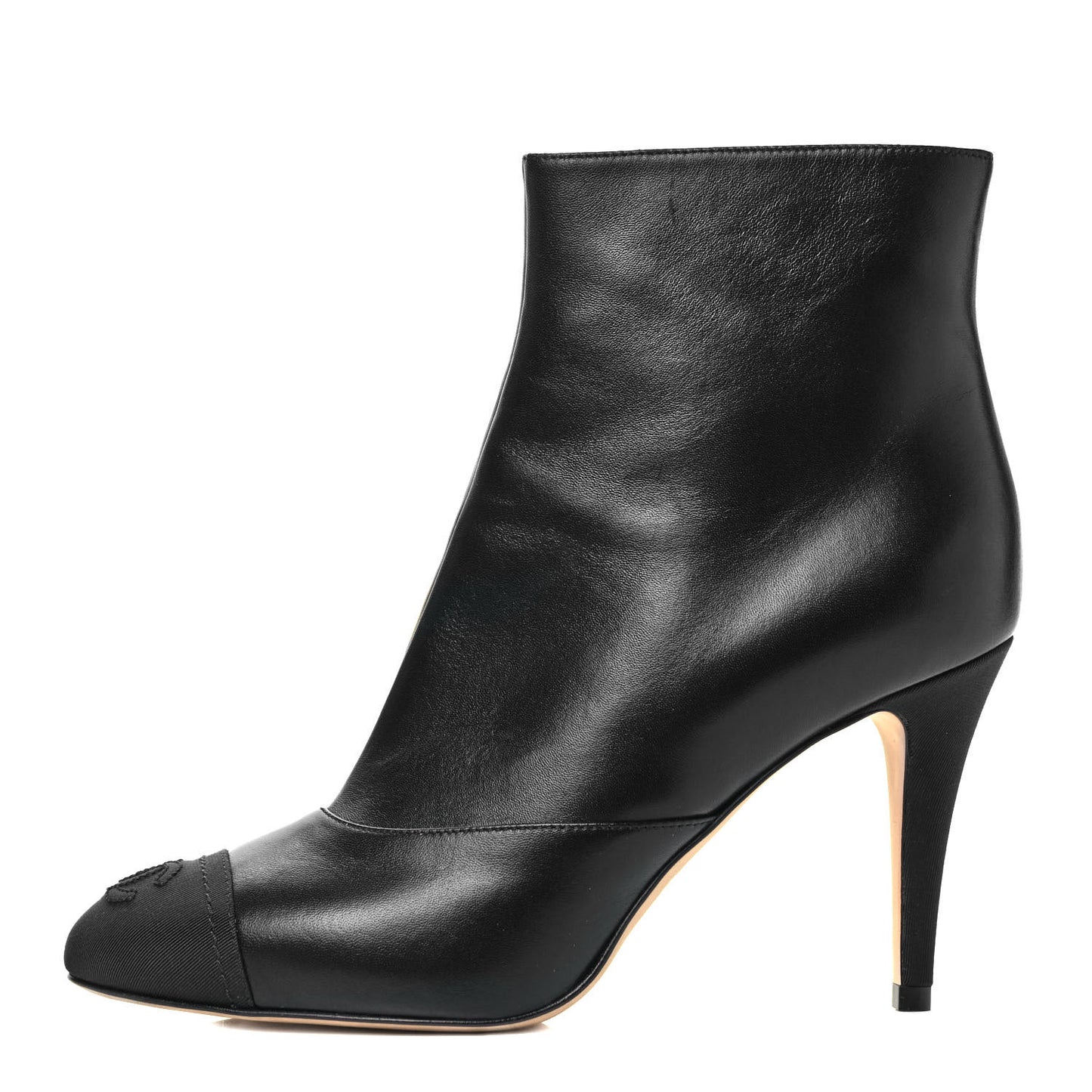 Lambskin Grosgrain Cap Toe Short Ankle Boots 37.5 Black