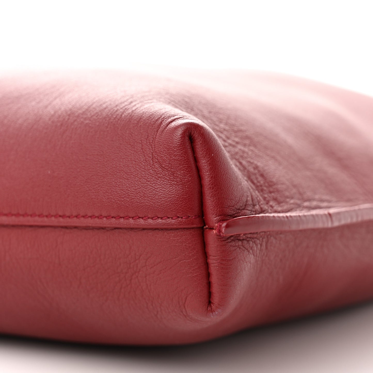 Calfskin Medium Suzanne Hobo Black