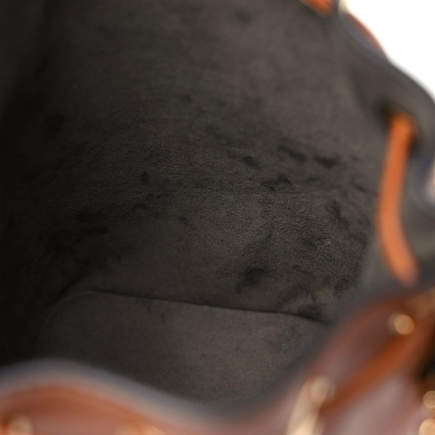Vitello King F is Fendi Logo Embossed Mini Mon Tresor Bucket Bag Cuoio