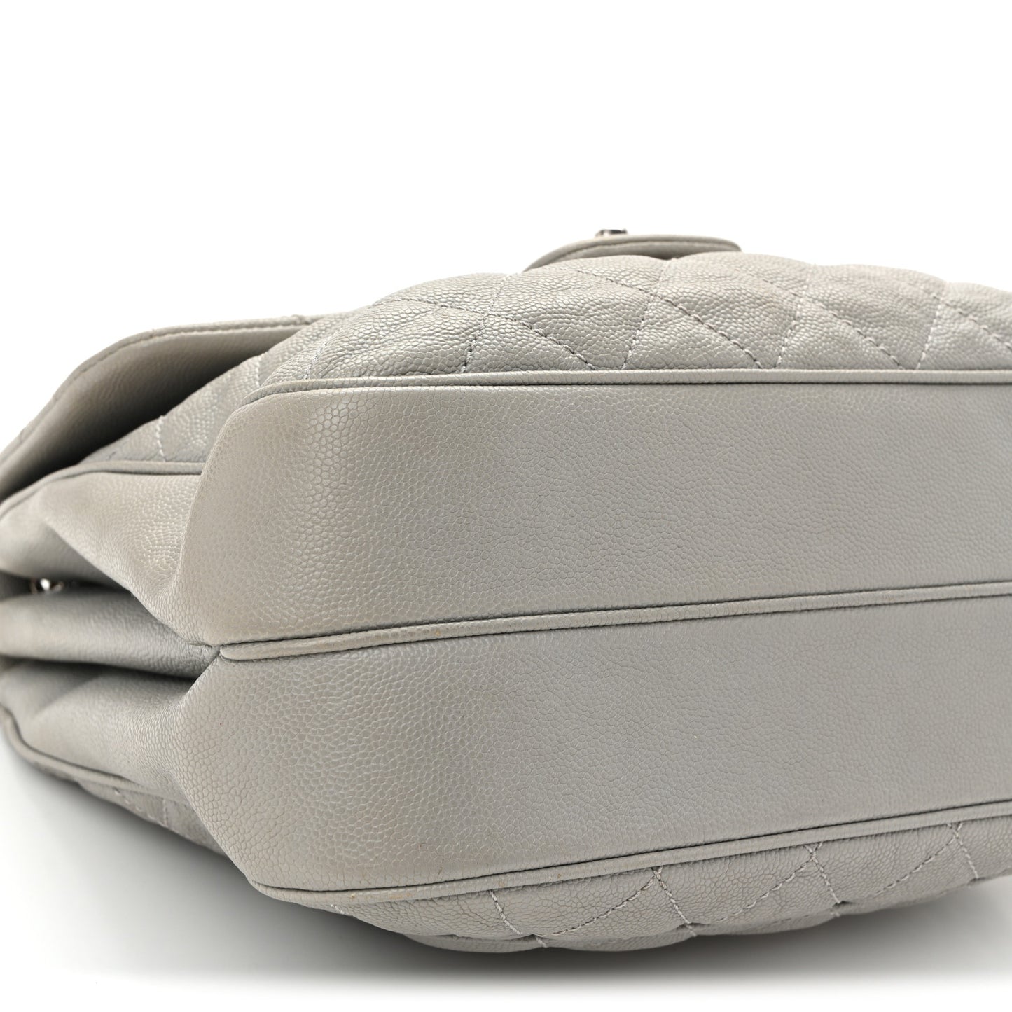 Caviar Quilted Large Urban Companion Flap Grey