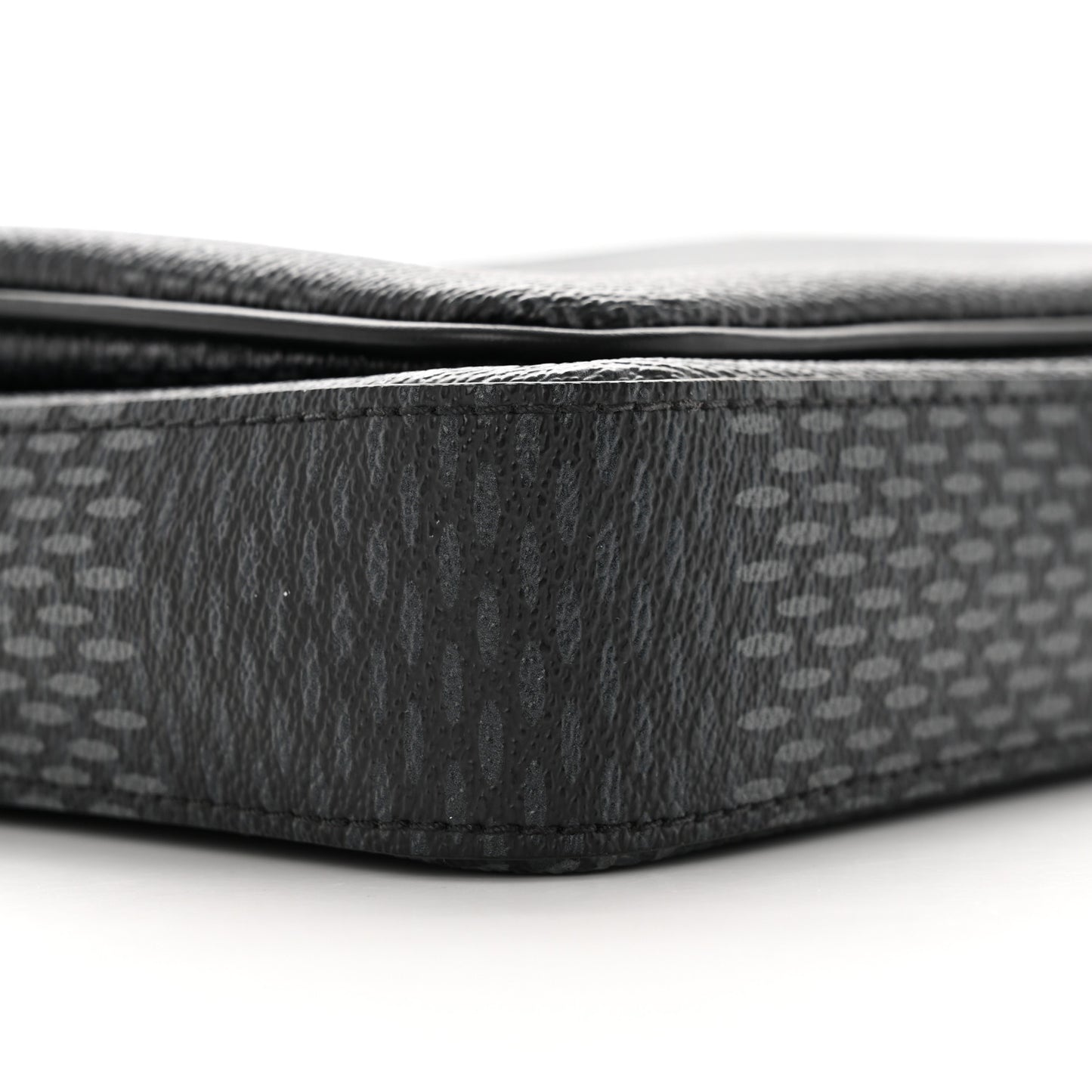 Damier Graphite 3D Trio Messenger